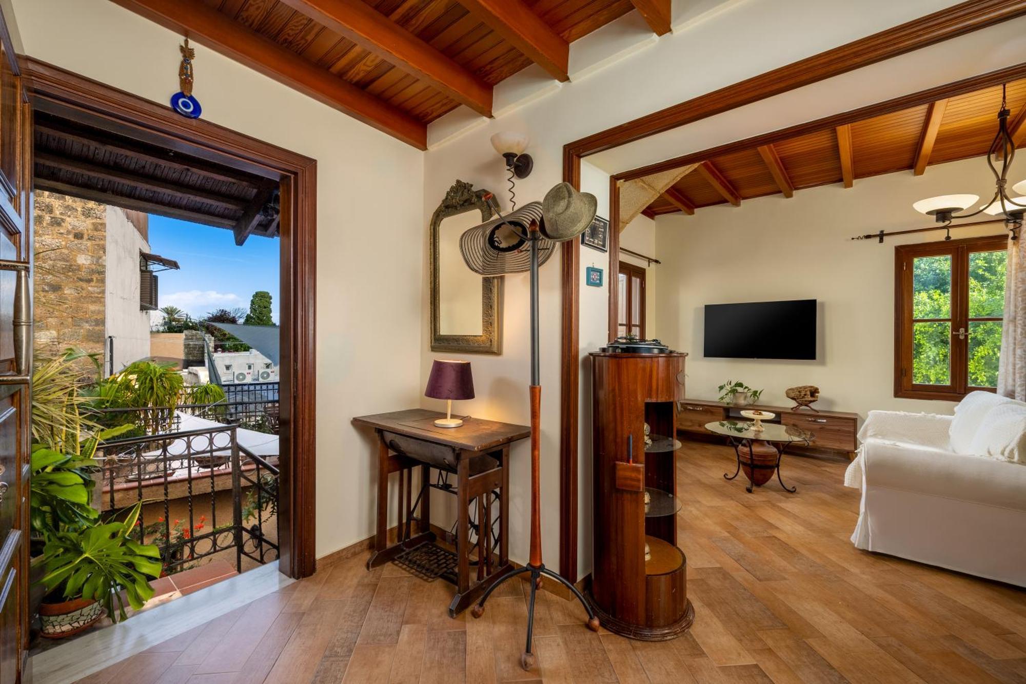 Suite Del Capitano Rhodes City Exterior photo